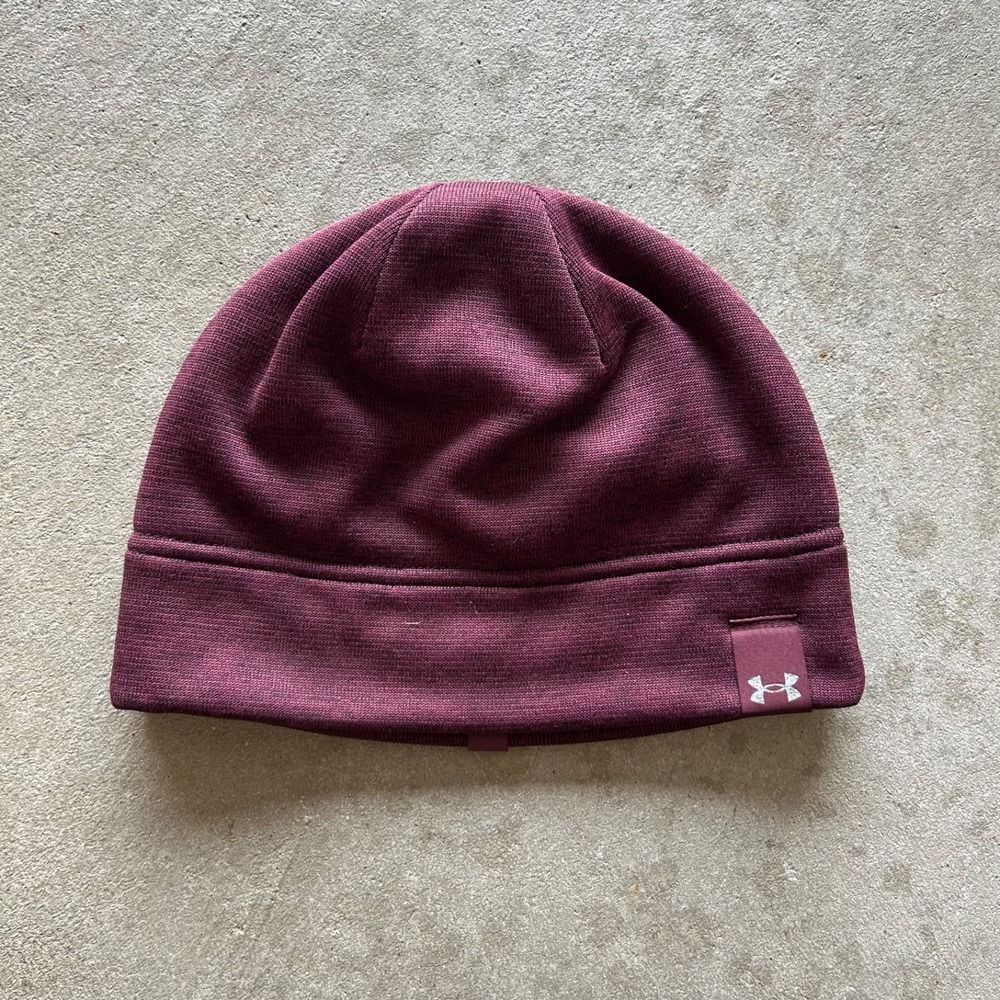 Under Armour Beanie Hat Cap Mens One Size Maroon Burgundy UA Storm Fleece Lined